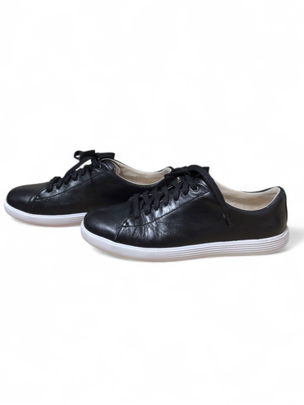 Cole Han grandos black leather sneaker